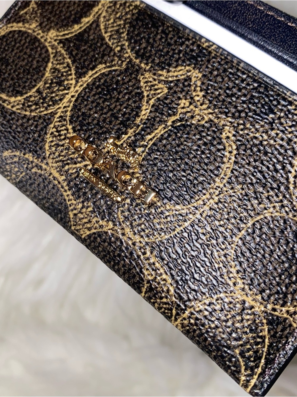 Coach Mini Skinny Id Case In Loved Signature Canvas New with tags - Picture 6 of 12